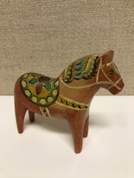DALAHÄST/LJUSSTAKE, trä, 1900-talets andra hälft.