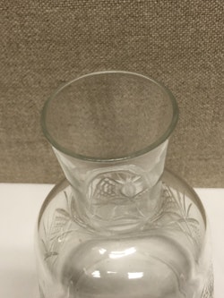 KARAFF, glas, 1900-talets första hälft.