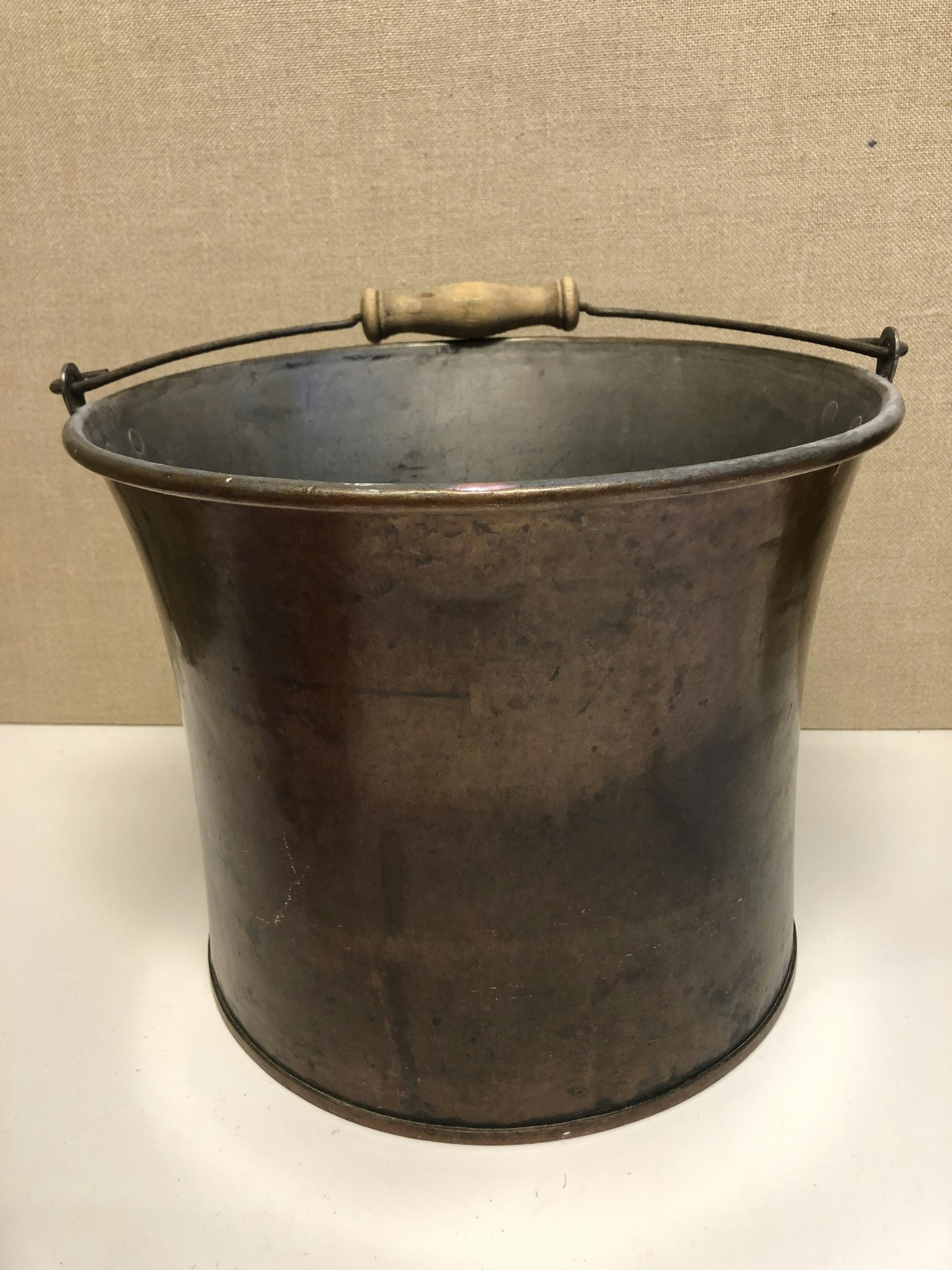 BUCKET, copper, 15 liters, early 20th century.