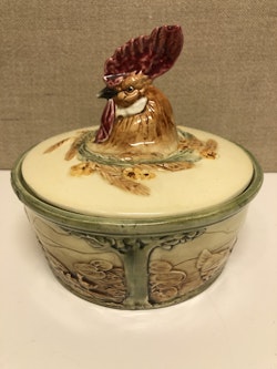EGGGOHNA, porcelain, 20th century.