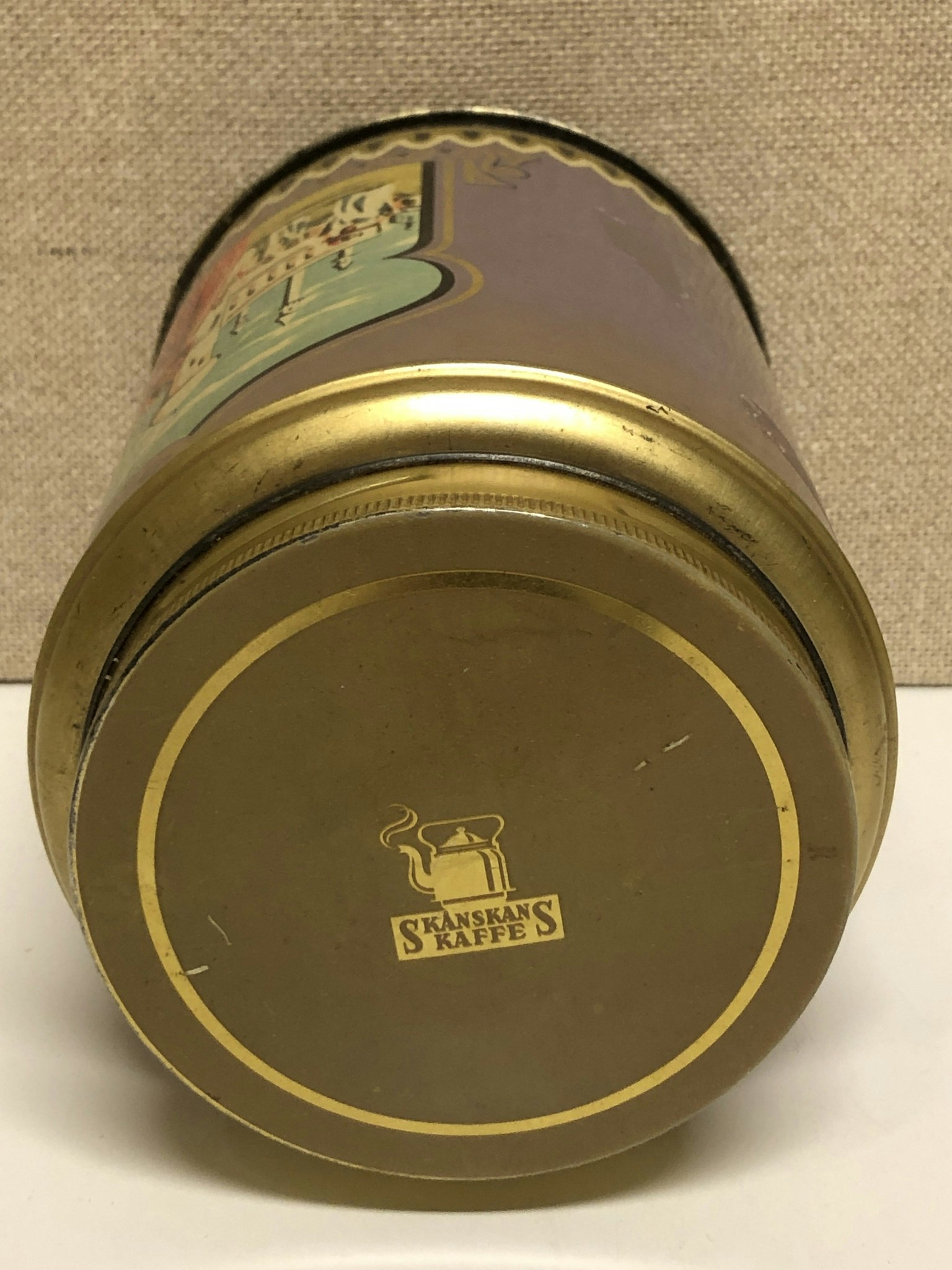 COFFEE CAN, sheet metal, Skånskans Kaffe, first half of the 20th century.