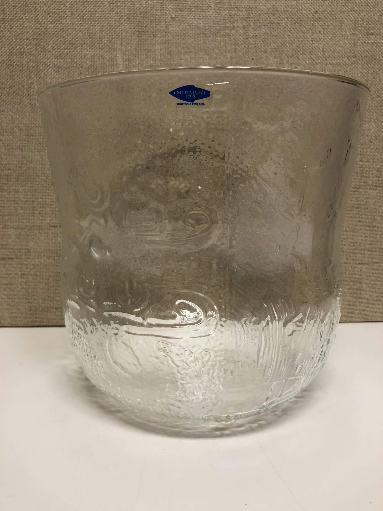 BOWL, glass, "Fauna" Oiva Toikka, Nuttajärvi, Finland.