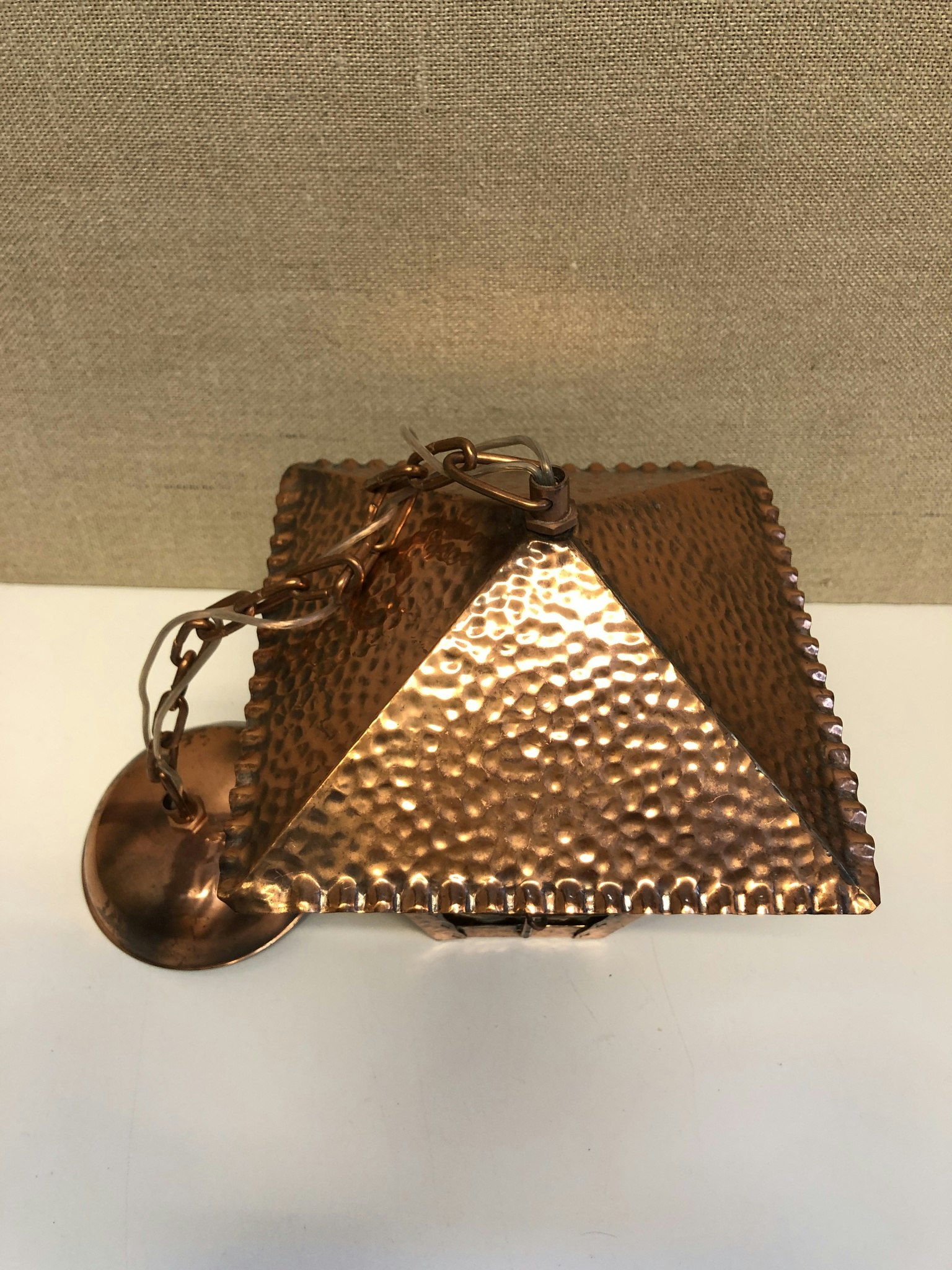 TAKLAMPA, koppar/glas, 1900-talets andra hälft.