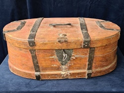FORSKRIN, bemålat trä, allmoge, 1800-talets början.