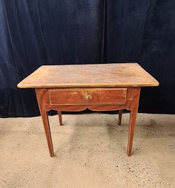 BORD, bemåd furu, allmoge, 1800-tal.