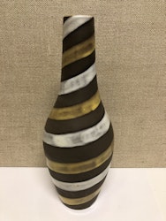INGRID ATTEBERG. Vas, keramik, "Spiral, Uppsala Ekeby.