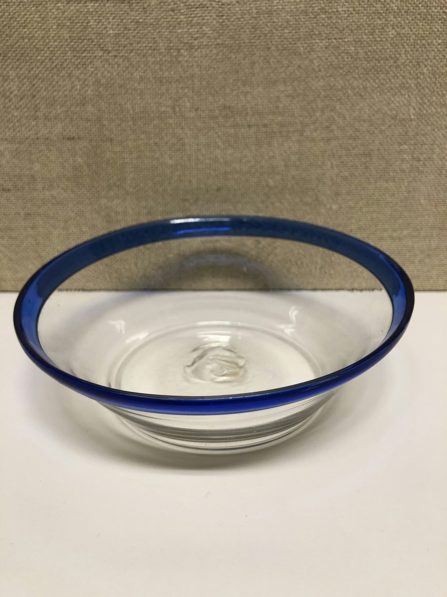 FILBUNKSSKÅL, glas, handblåst, 19/1800-tal.