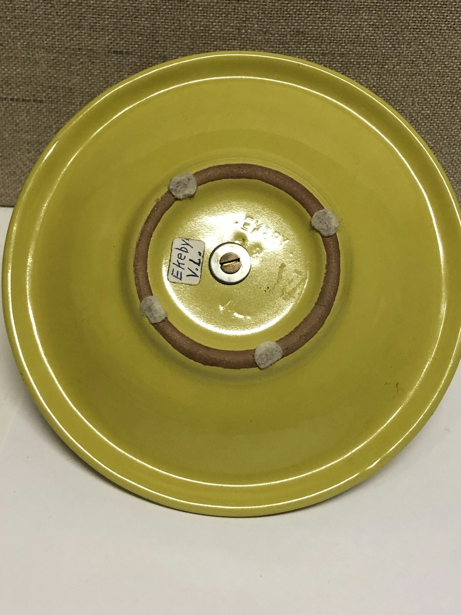 VICKE LINDSTRAND. Ashtray, ceramic, Uppsala Ekeby.