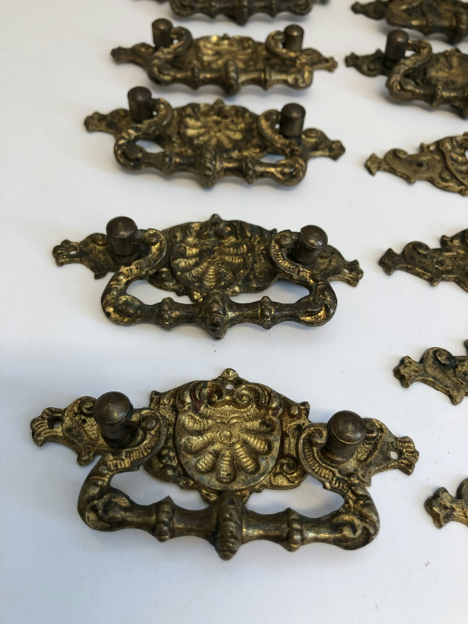 FURNITURE FITTINGS, 11 pieces, bronzed brass, neo-Renaissance, 18th/19th century.