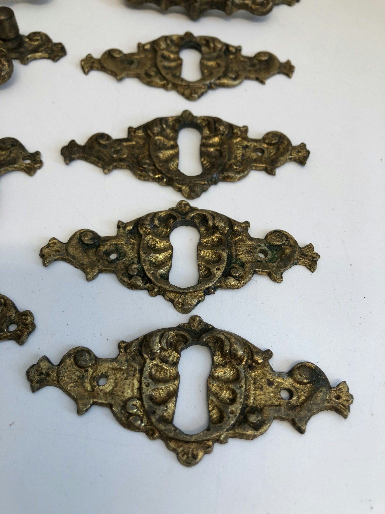 FURNITURE FITTINGS, 11 pieces, bronzed brass, neo-Renaissance, 18th/19th century.