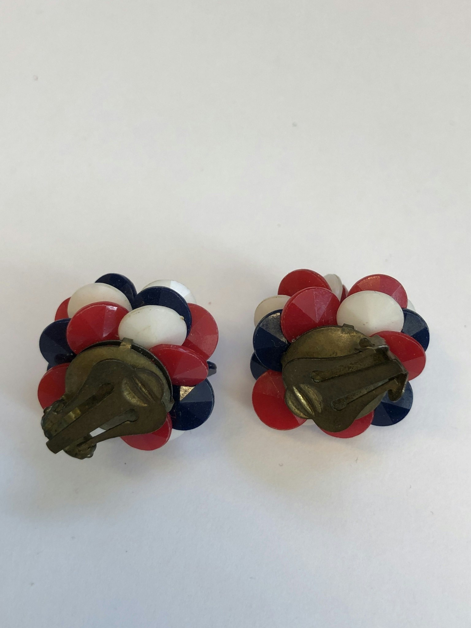 ÖRHÄNGEN, clips, plast, vintage 1950-60-tal