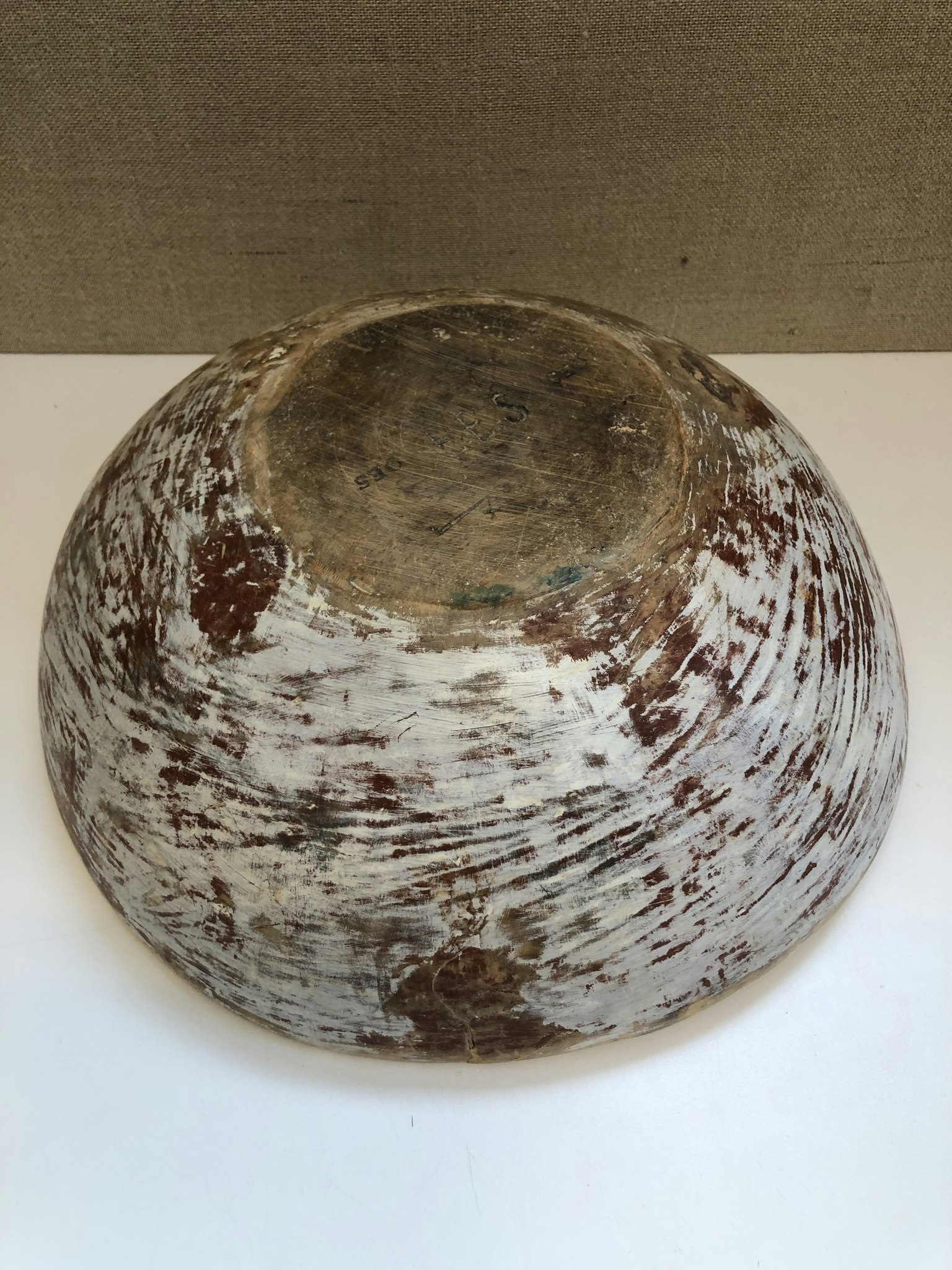 TRÄSKÅL, bemålad, allmoge, 1800-talets första hälft.