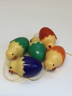 PÅSKRISPYNT 5 st. plast, 1960/70-tal.