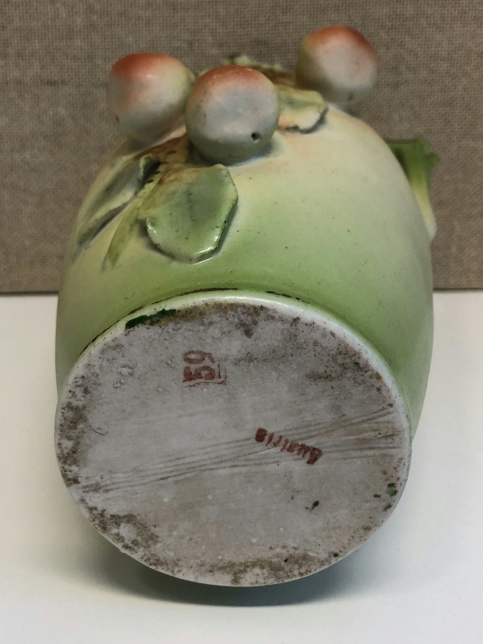 HÄNKEL VASE, ceramic, Austria, early 20th century.