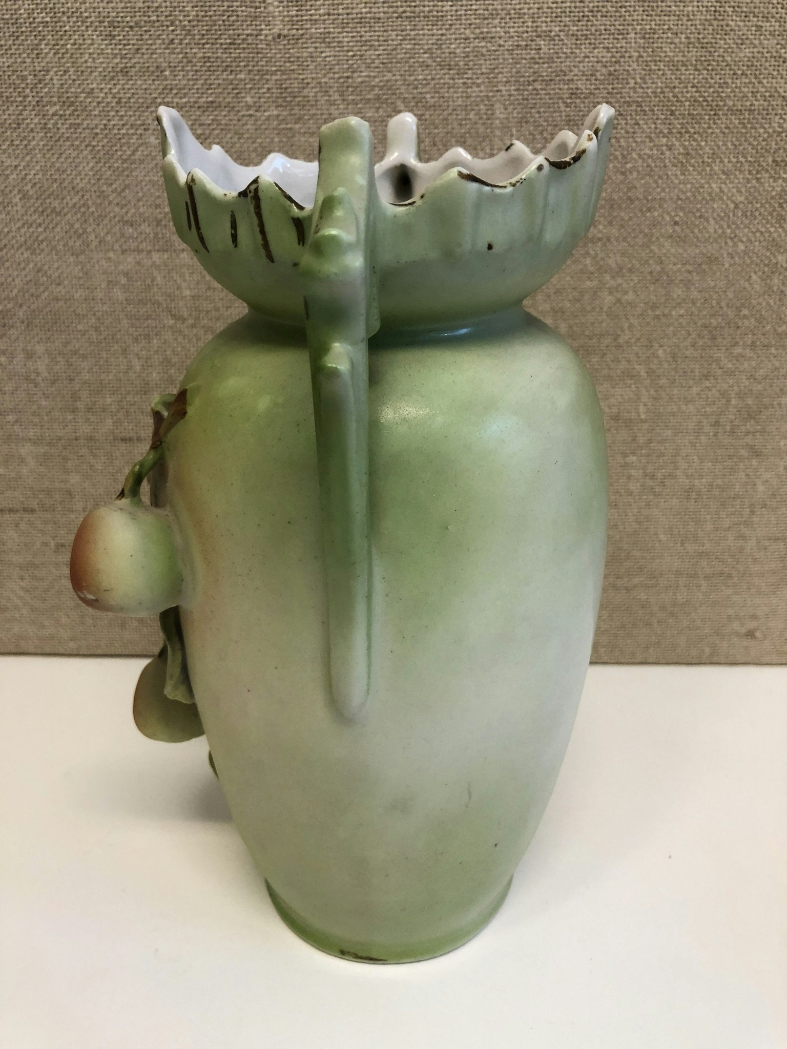 HÄNKEL VASE, ceramic, Austria, early 20th century.