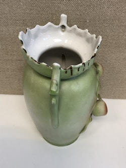 HÄNKEL VASE, ceramic, Austria, early 20th century.