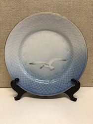 ASSIETT, porcelain, "The Seagull", Fanny Garde, Bing & Grondahl, Denmark.