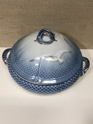 TERRIN WITH LID, porcelain, "The Seagull", Fanny Garde, Bing & Grondahl, Denmark.
