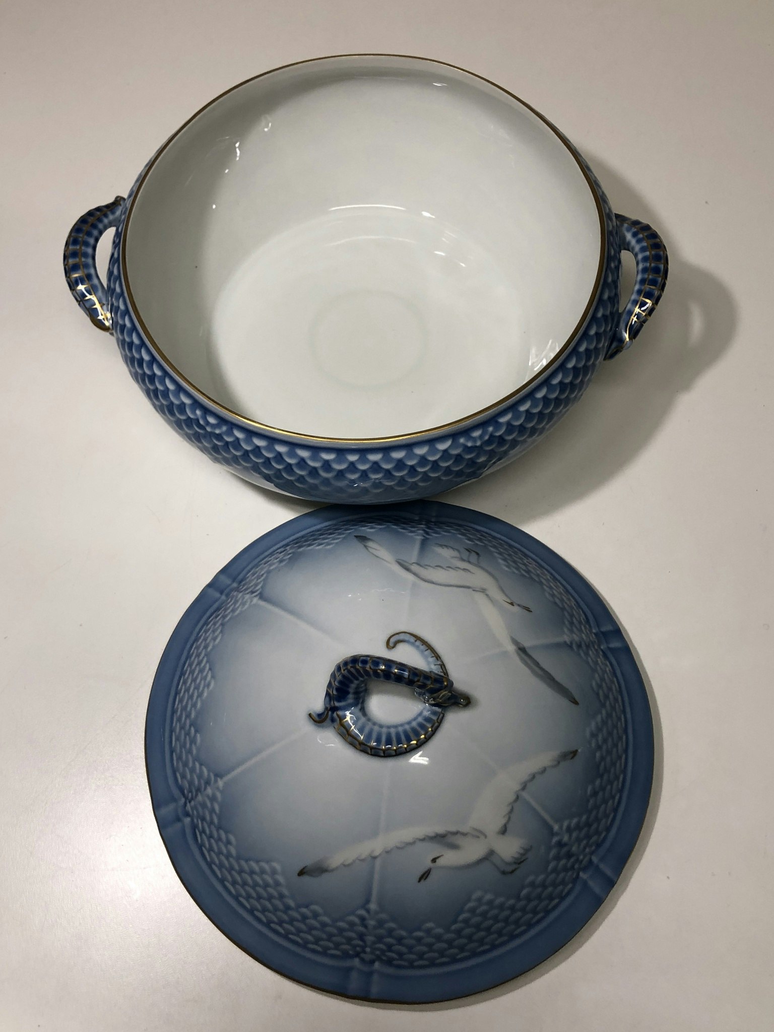 TERRIN WITH LID, porcelain, "The Seagull", Fanny Garde, Bing & Grondahl, Denmark.