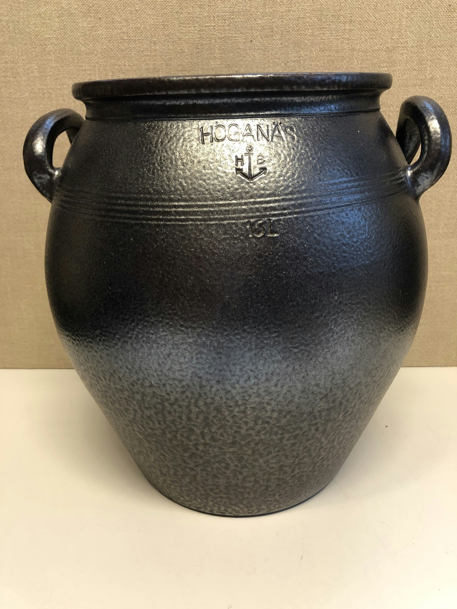 HÖGANÖSKRUKA, keramik, 15 liter, 1900-talets första hälft.