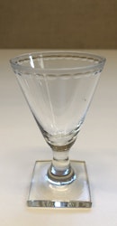 ELIS BERGH. Shot glass, rock crystal, "Ekeberga Pärlbård, Kosta.