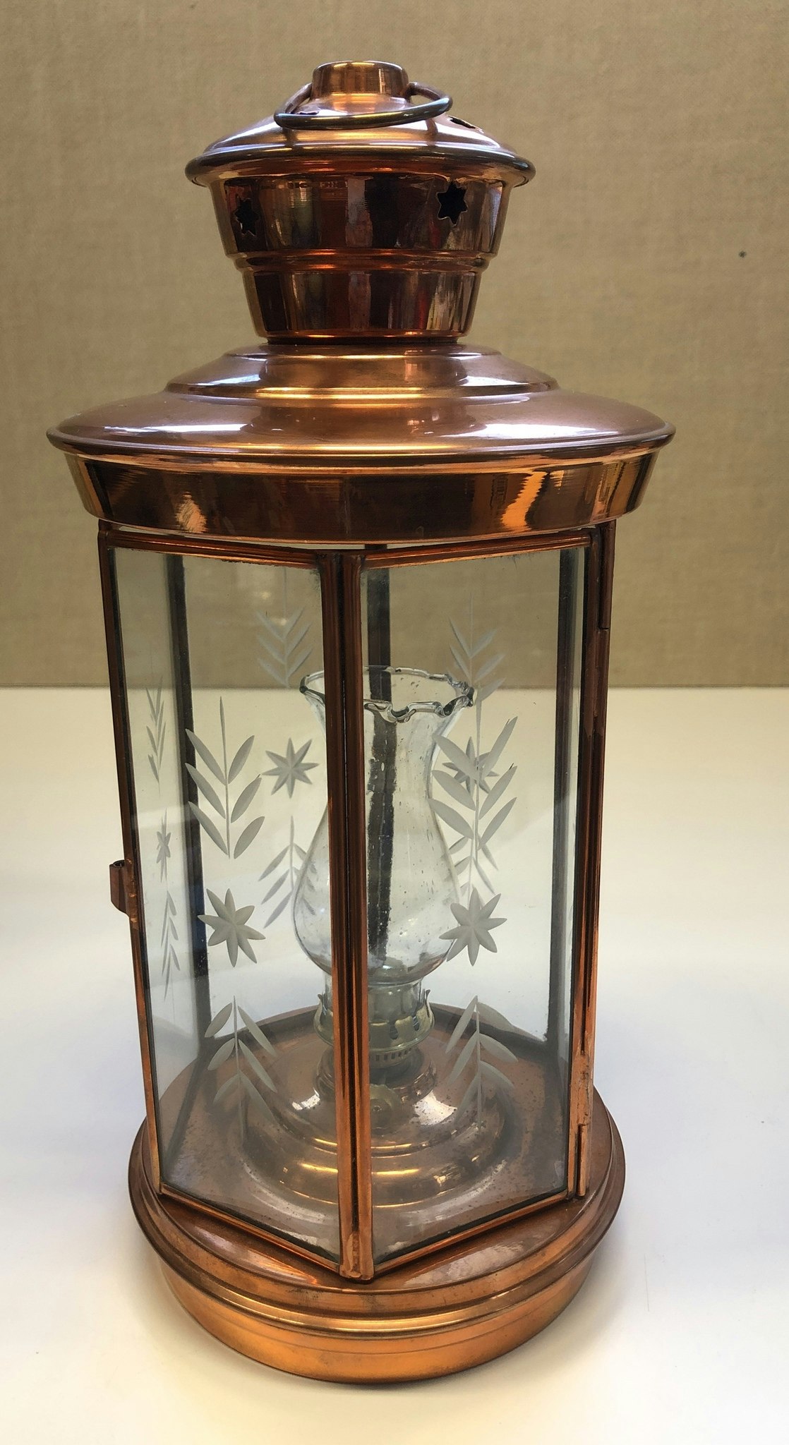 LJUSLYKTA, koppar/glas, 1900-talets andras hälft.