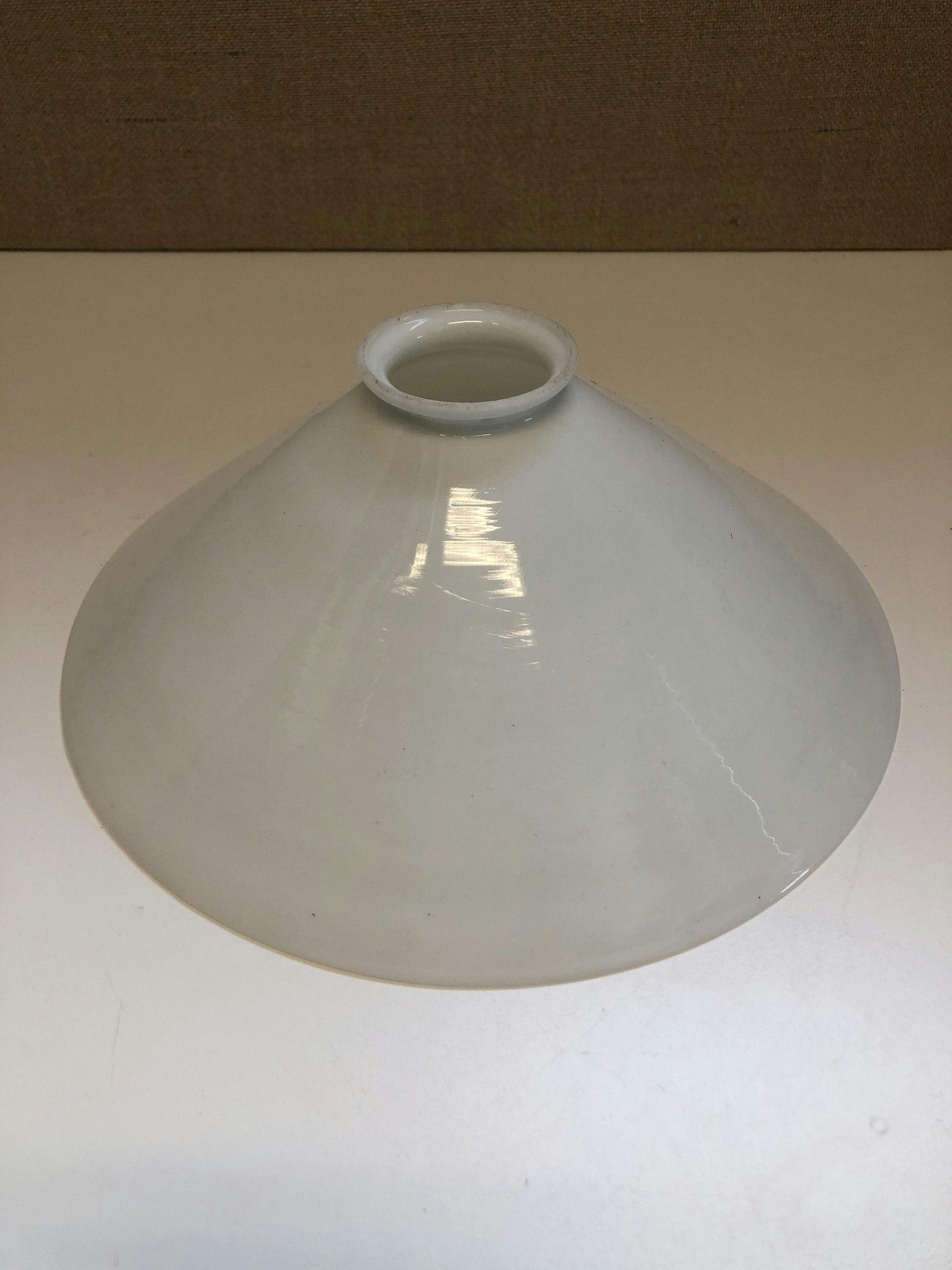 LAMPKUPA, glas, "Skomakarlampa, 1900-talets första hälft.