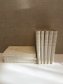 BOKBAND, 8 st. Svenska Litteraturens Pärlor, Åhlen & Holms boktryckeri, 1928.