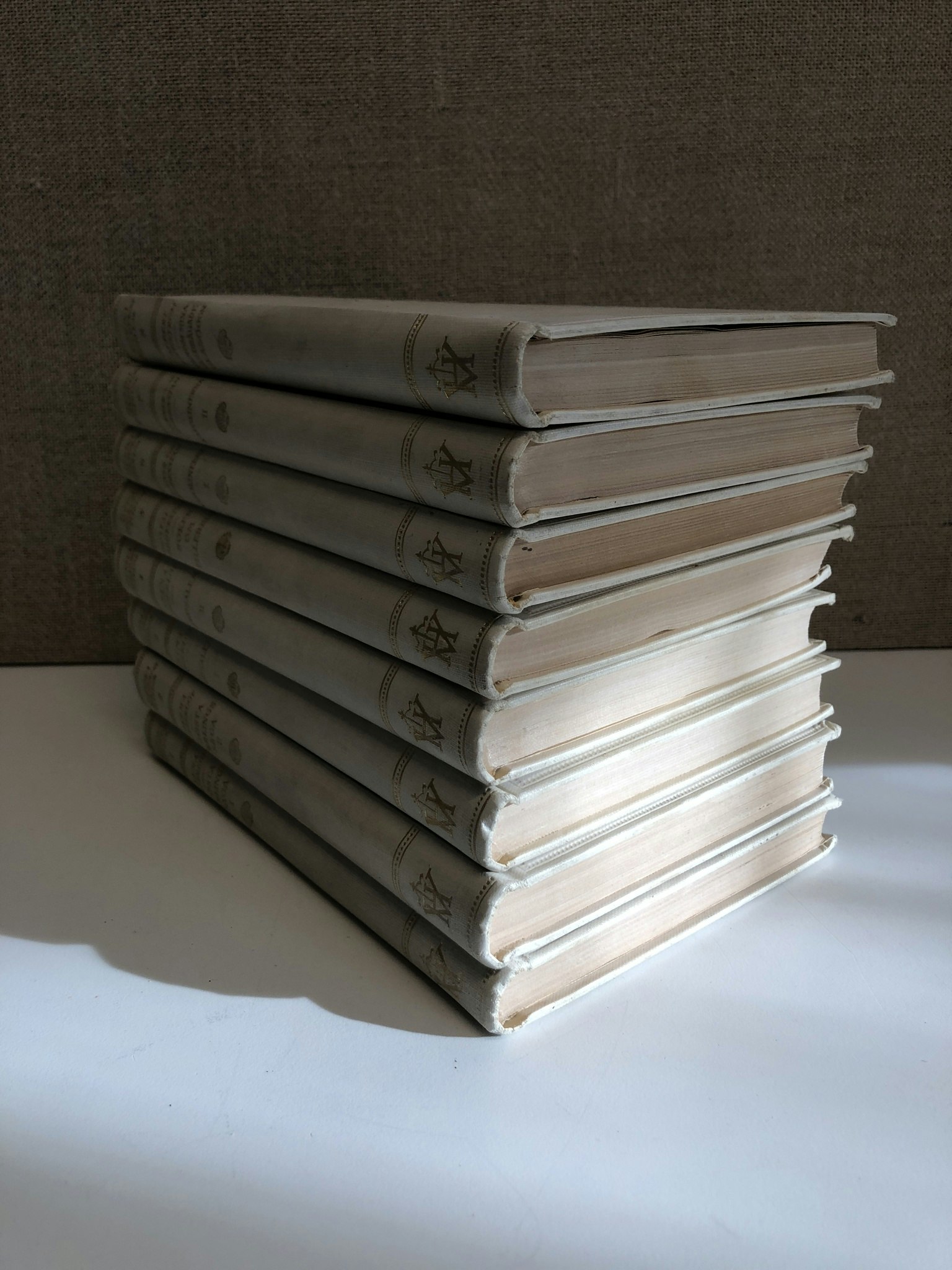 BOKBAND, 8 st. Svenska Litteraturens Pärlor, Åhlen & Holms boktryckeri, 1928.