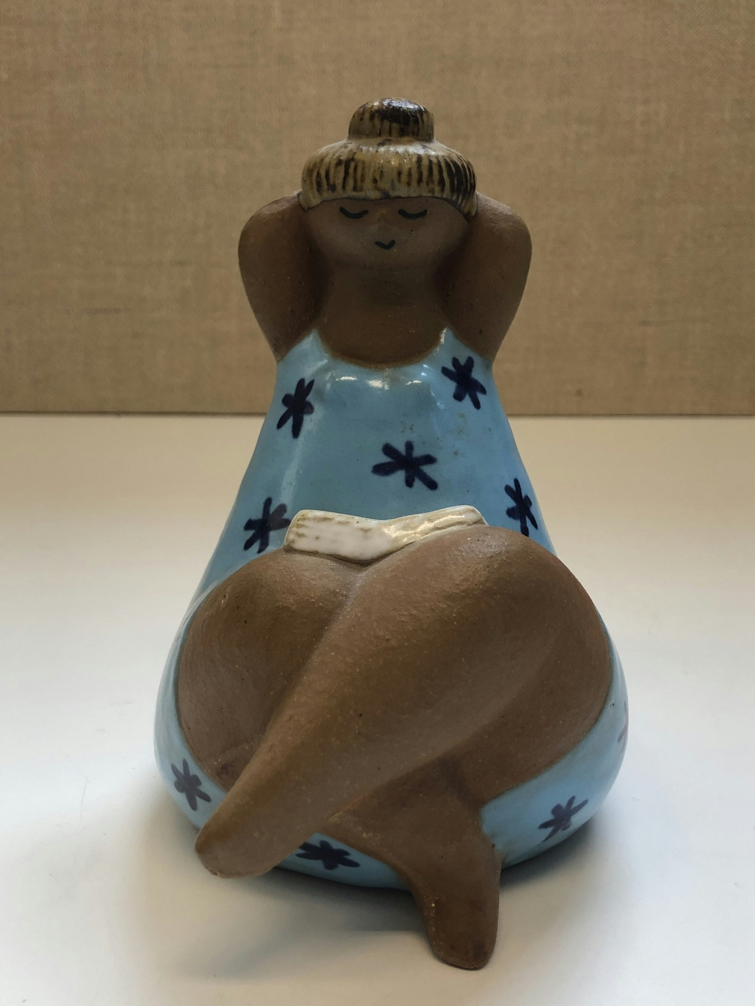 LISA LARSON. Figurin, stengods, "Emma", Gustavsberg.