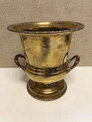CHAMPAGNE COOLER, brass, second half of the 20th century.