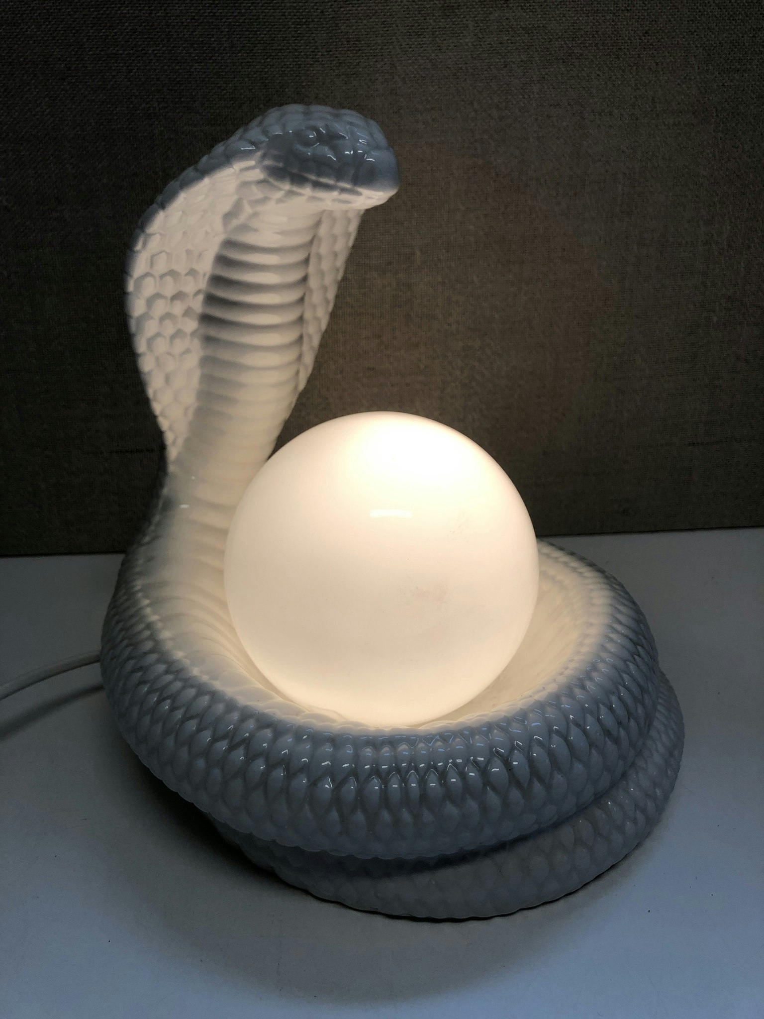 BORDSLAMPA, porslin/glas, "Kobra", Mideramica, Portugal, 1980-tal.