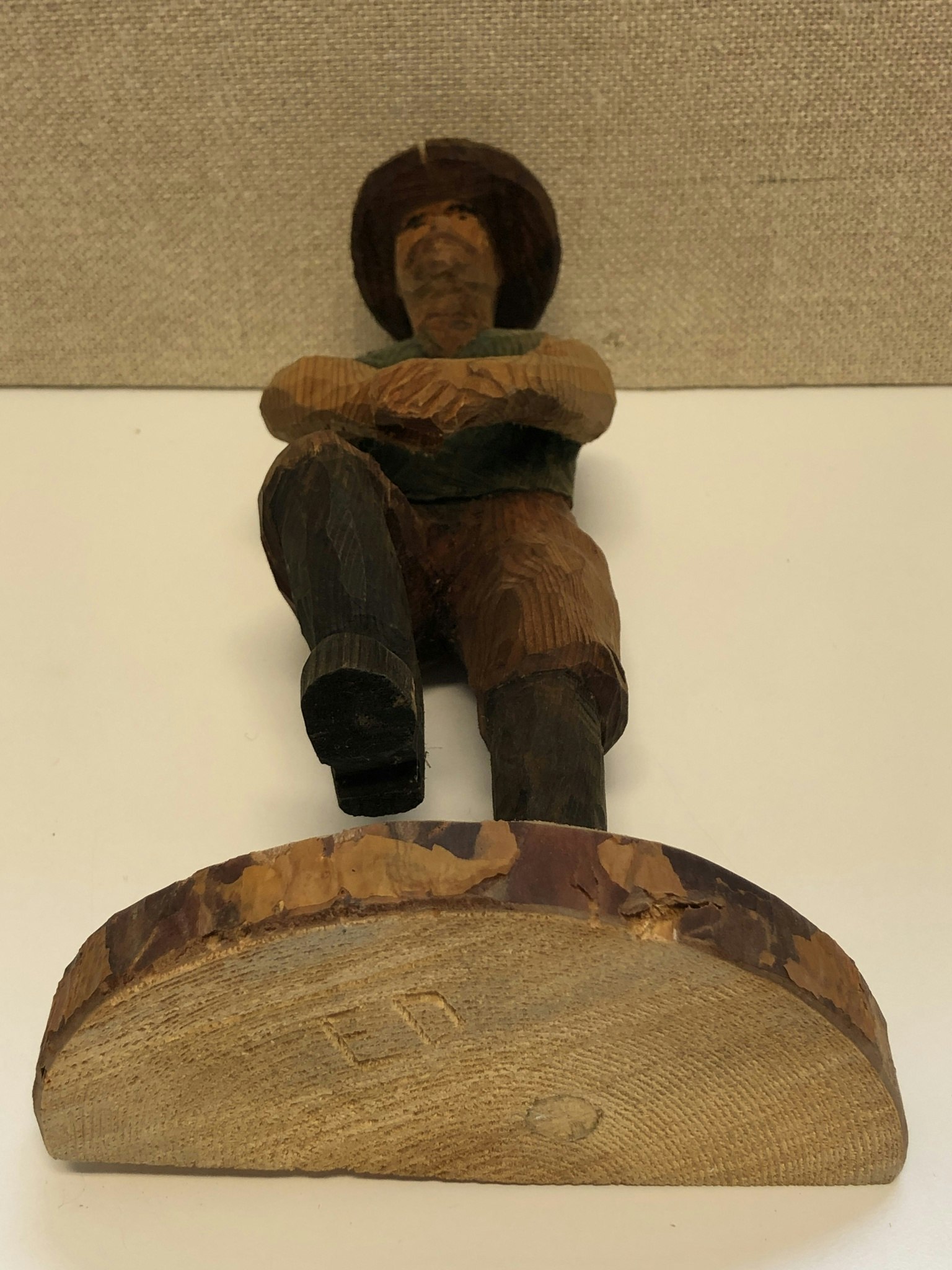 TRÄSKULPTUR, Cowboy, signerad E.D. 1940-tal