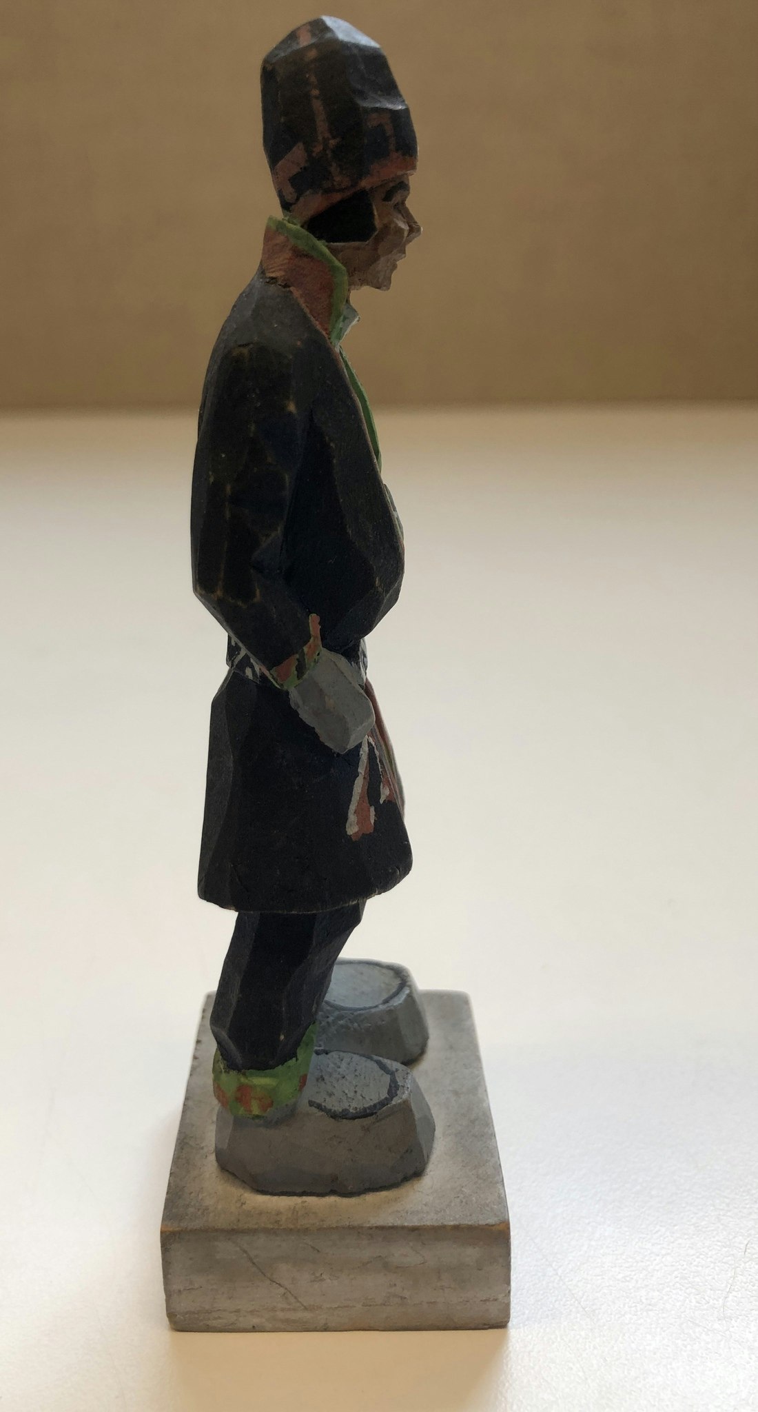 SKULPTUR, trä, same, osignerad.