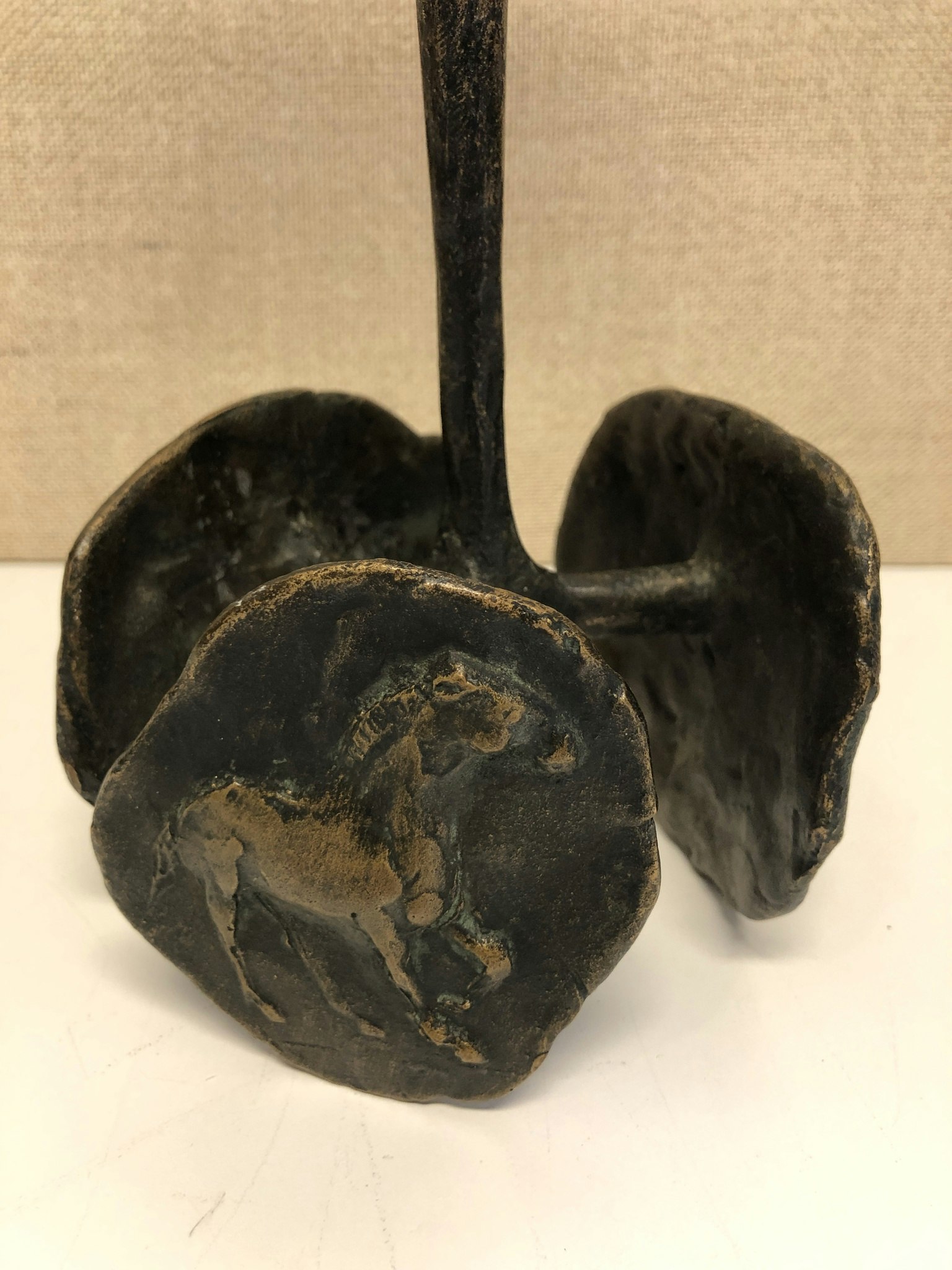 LJUSSTAKE, brons, 1900-talets andra hälft.