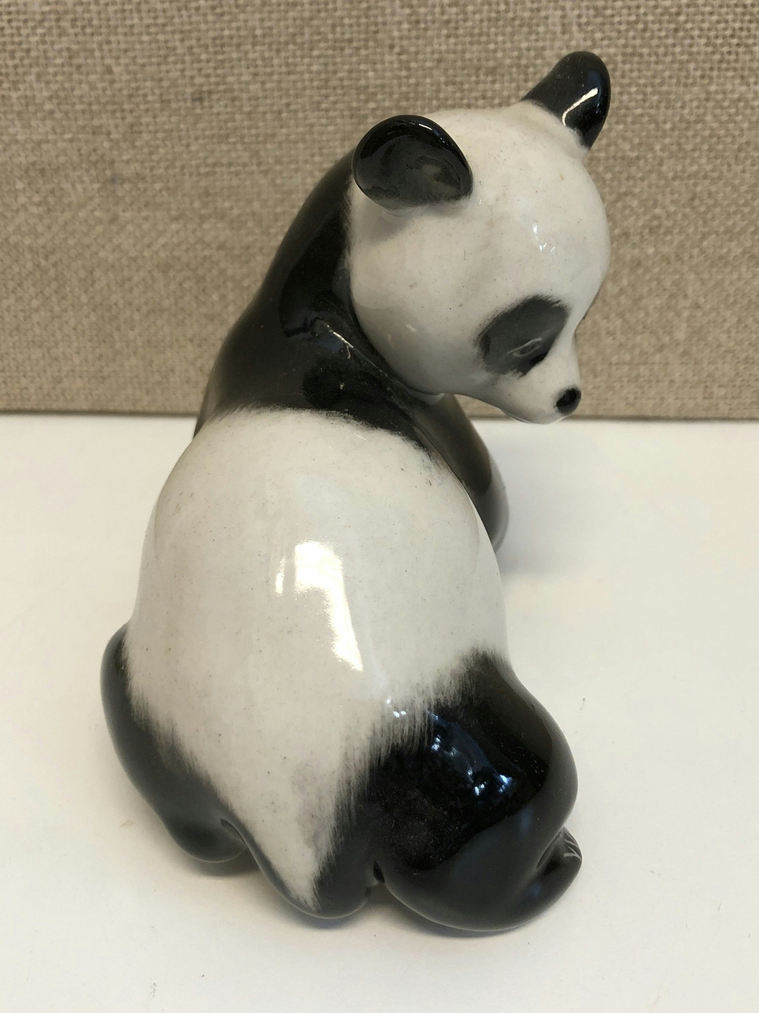 FIGURIN, porslin, "Panda", Lomonosov, USSR.