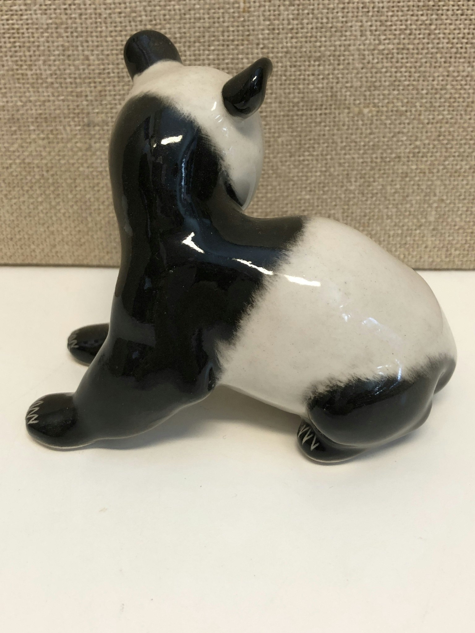 FIGURIN, porslin, "Panda", Lomonosov, USSR.