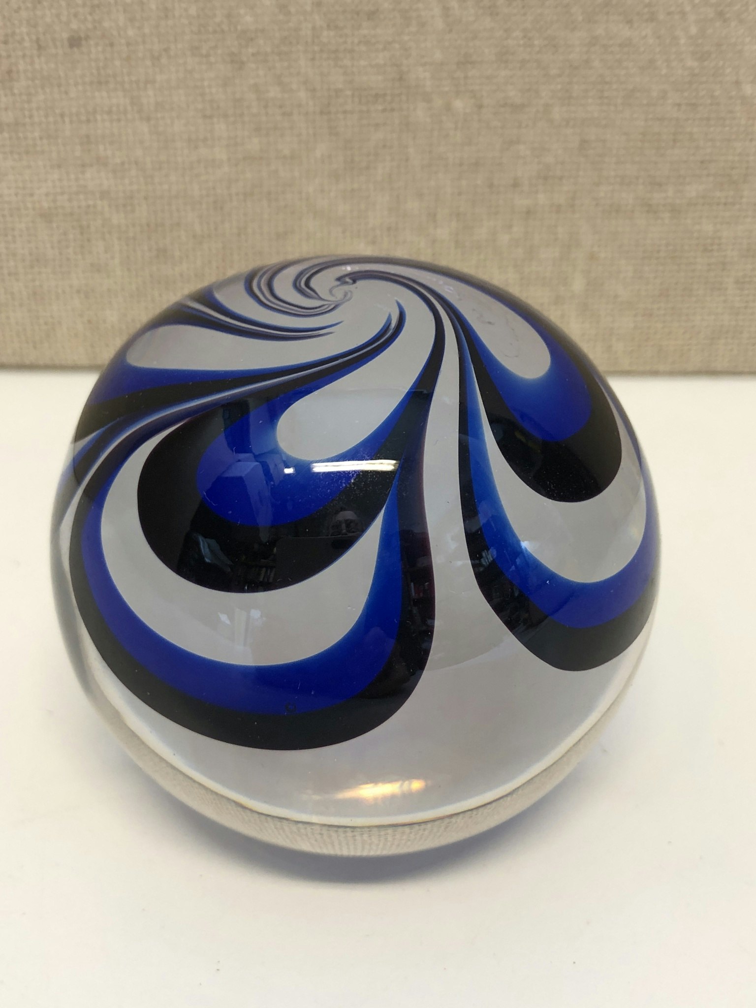 GÖRAN WÄRFF. Brevpress, glas, "Jewel 9", Kosta.