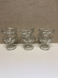 EFTERRÄTTSSKÅLAR 6 st. glas, 1900-talets andra hälft.