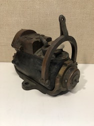 TÄNDMAGNET, MEA, MAGNETO BK4 Fyr cylindrig, 1910/20-tal.