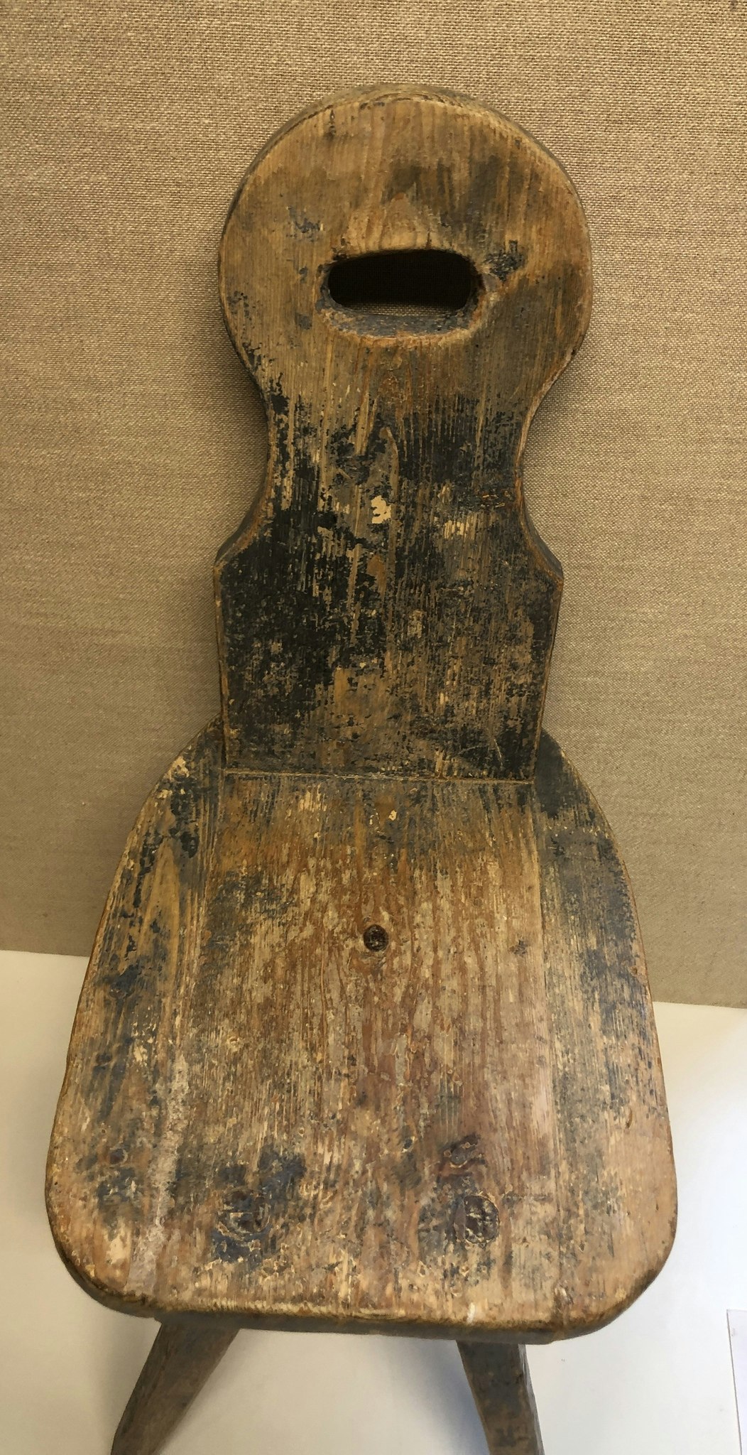 FAIRY CHAIR, painted pine, peasant, 19th century.