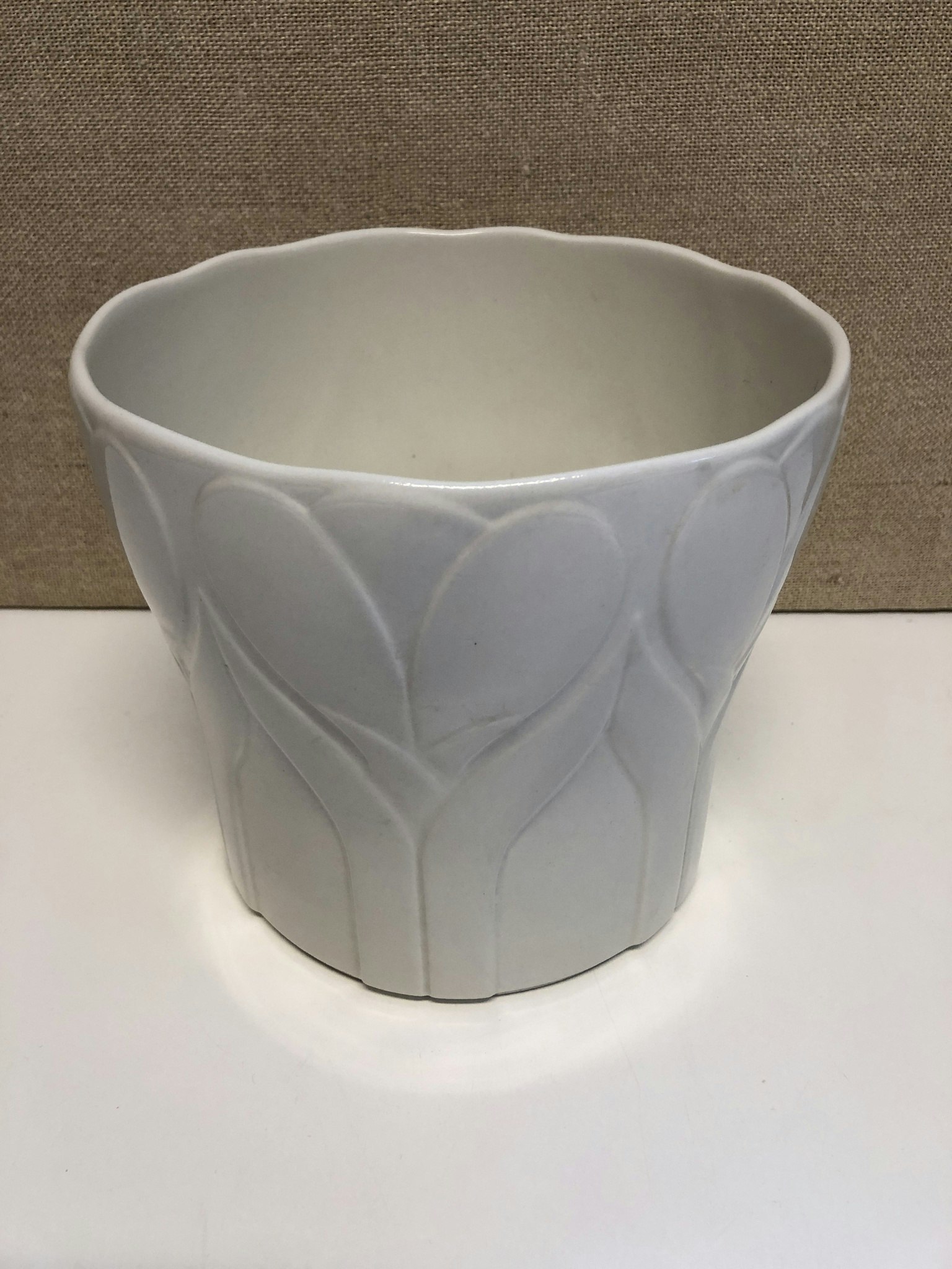 MARGARETA HENNIX. Ytterfoder, keramik, "Krokus 3", Gustavsberg.