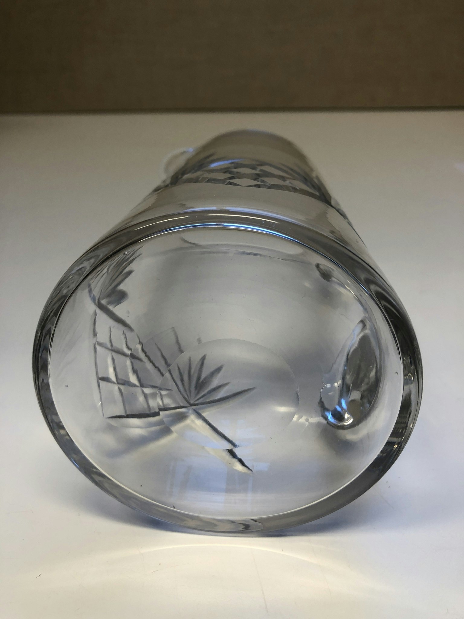 TILLBRINGARE, glas,  "Helga", 1900-tal.