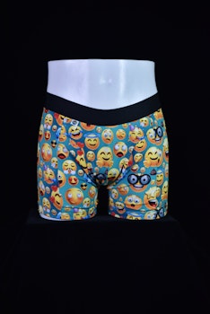 Färgglad kalsong med smileys
