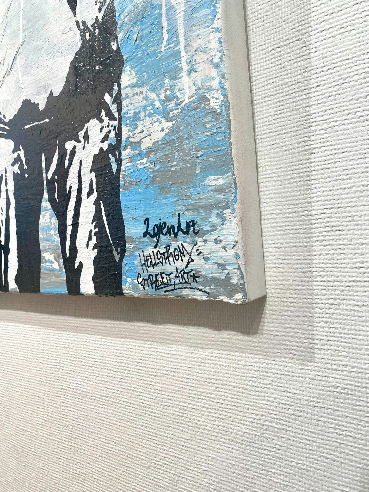 "Himlen är oskyldigt blå" Hellstrom Street Art & Lojen Art 89 x 117 cm