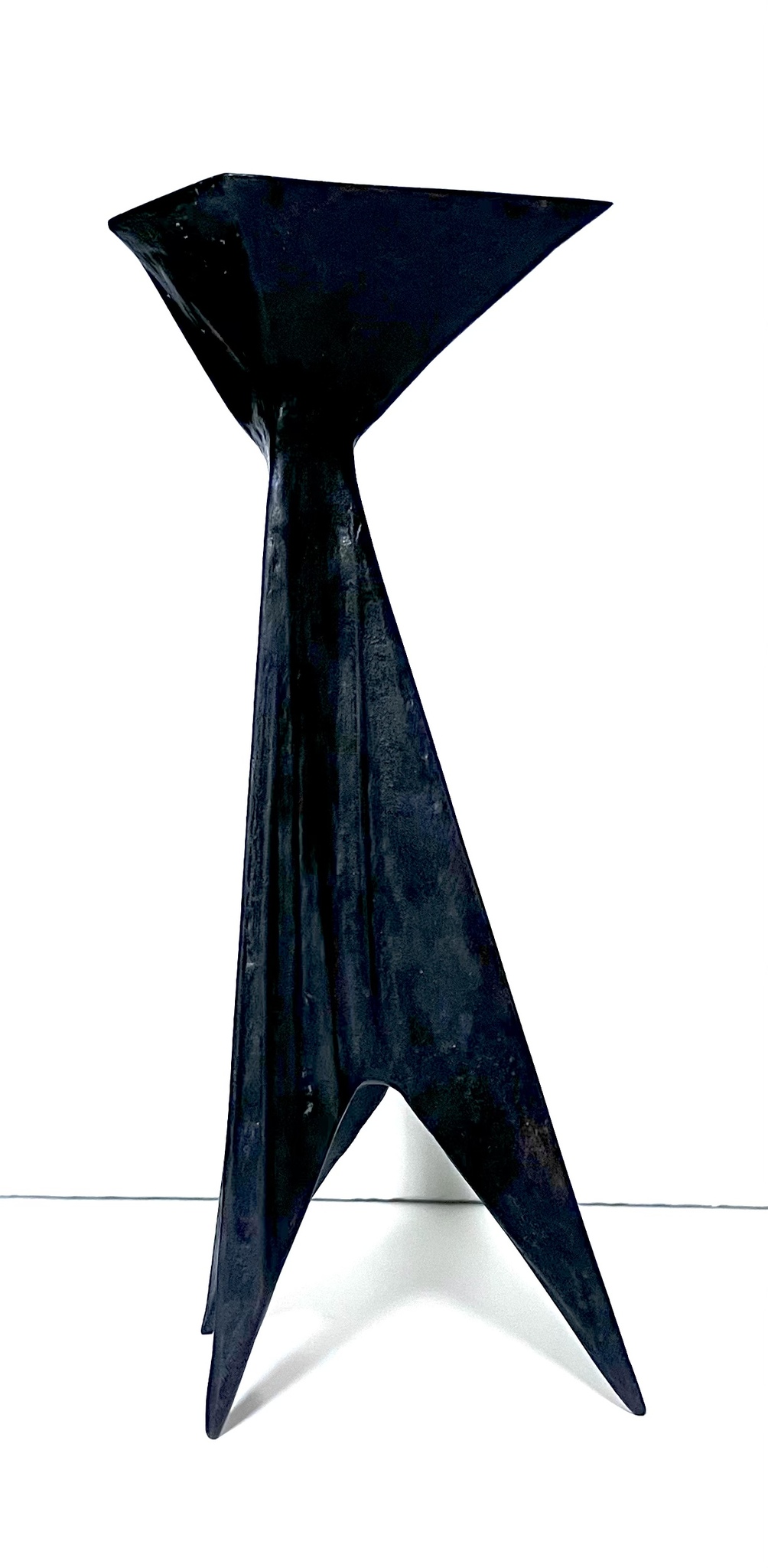 "Candlestick" Bronsskulptur av Lynn Russel Chadwick. Höjd 25 cm