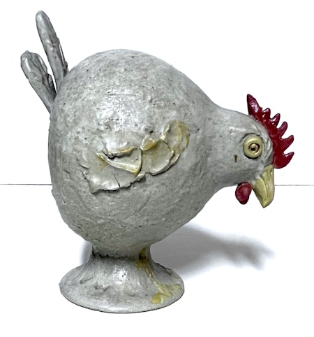 "Tuppen" Skulptur i stengods av Marc Dagorn. H. 18 cm