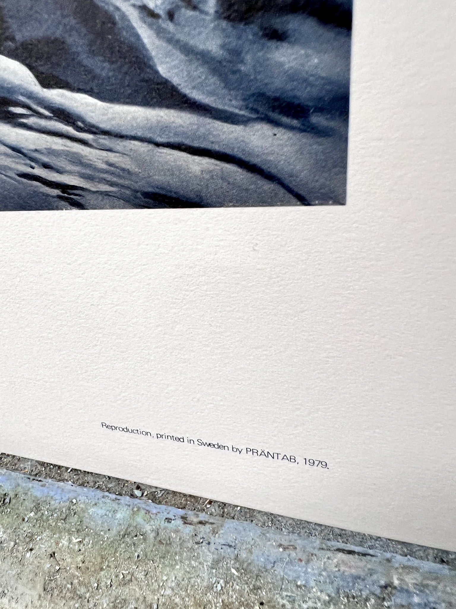 "Skallens fyr" Reproduktion av Howard Brookes ur Marstrandssviten. 45x60 cm