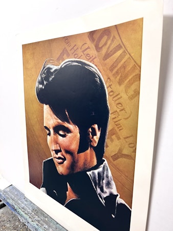 "One for dot/Elvis" Silkscreen av David J. Oxtoby. 51x64