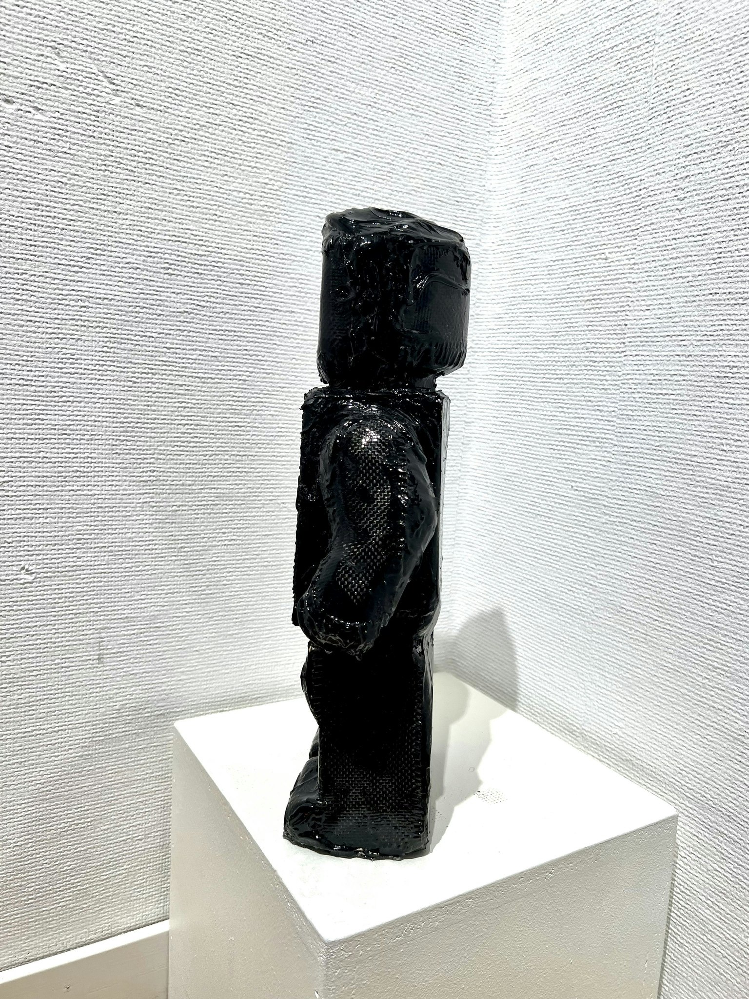 "Carbon" Unik skulptur av Adam Ström. Höjd 42 cm